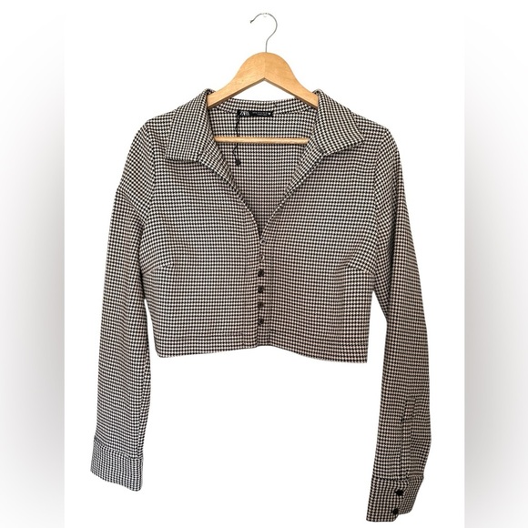 Zara Jackets & Blazers - Zara Jacket Cropped Collared black tan houndstooth print | Sz XL | Front button